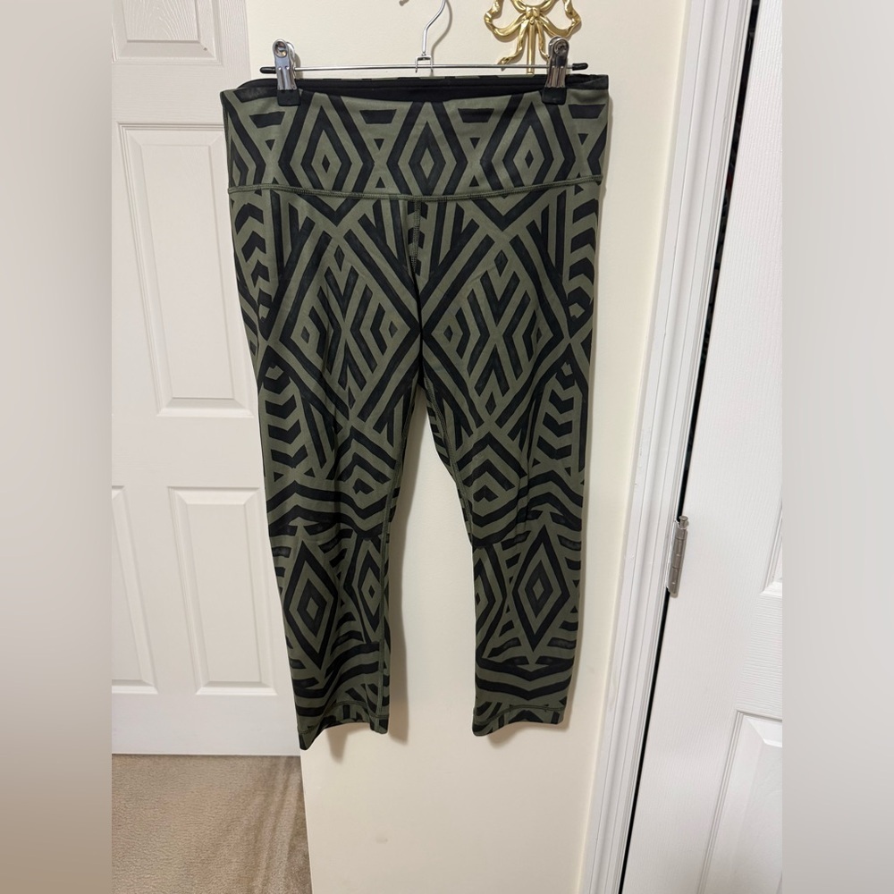 lululemon athletica Black and Olive Patterned Leggings